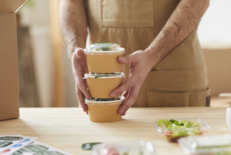 ข้อดีของการใช้บนโต๊ะอาหารแบบใช้แล้วทิ้งคืออะไร?